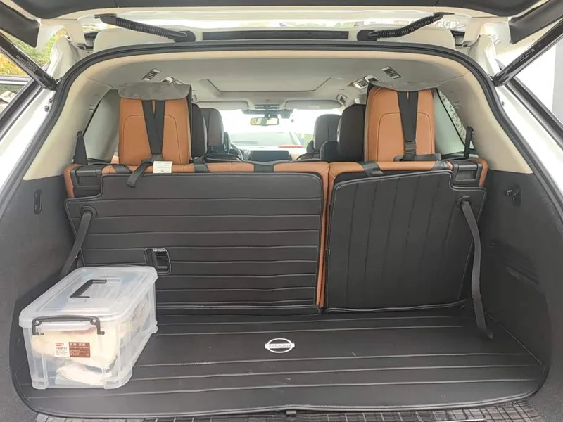 Nissan Pathfinder — фото 4