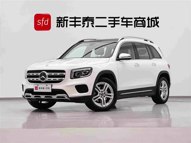 Mercedes-Benz GLB — фото 1