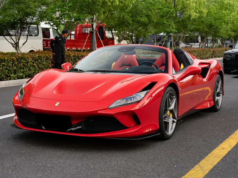 Ferrari F8 — фото 1