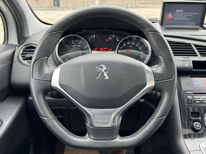 Peugeot 3008 — фото 14