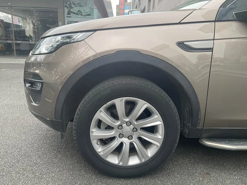 Land Rover Discovery — фото 11