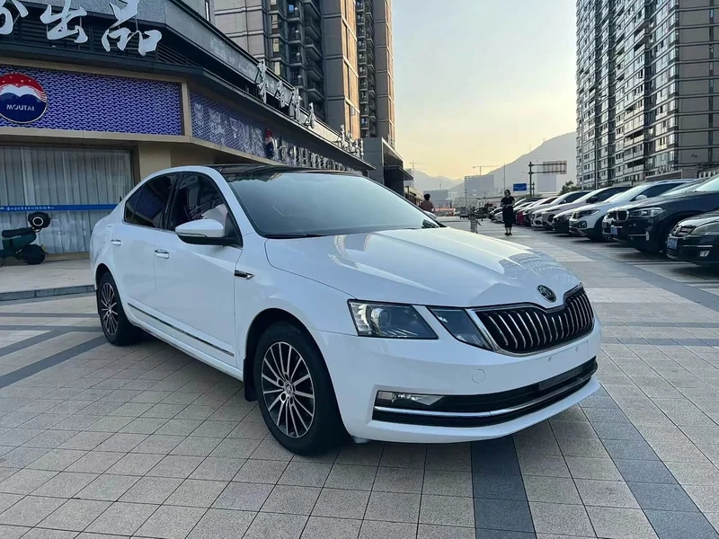 Volkswagen Octavia — фото 3