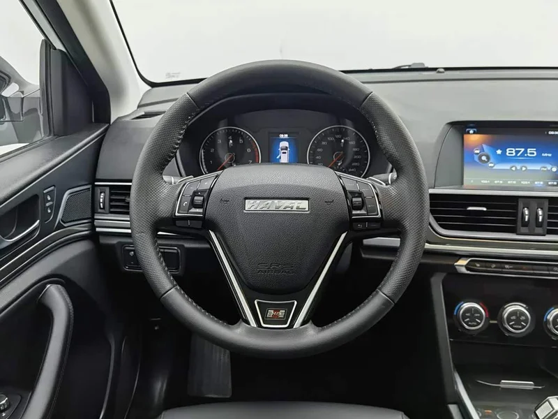 Haval H6 — фото 11