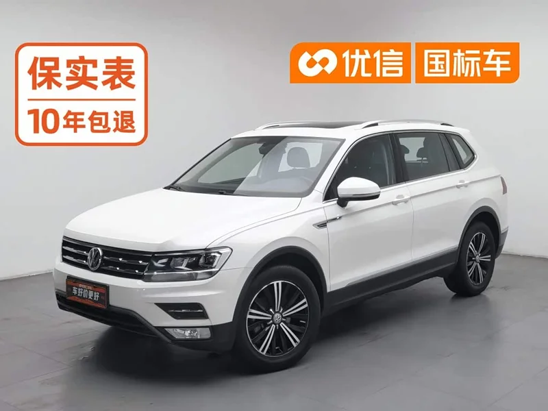 Volkswagen Tiguan L — фото 1