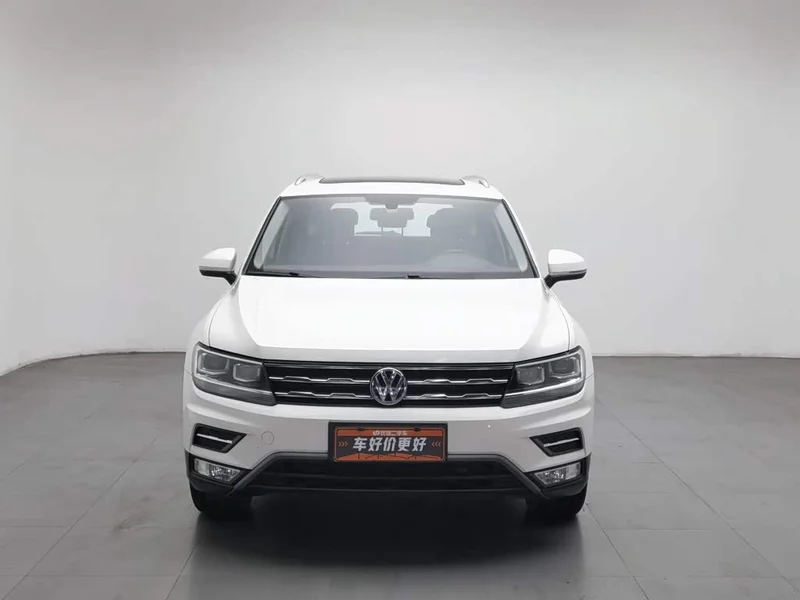 Volkswagen Tiguan L — фото 3