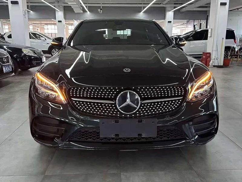 Mercedes-Benz C-Class — фото 1