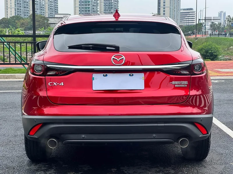 Mazda CX-4 — фото 10