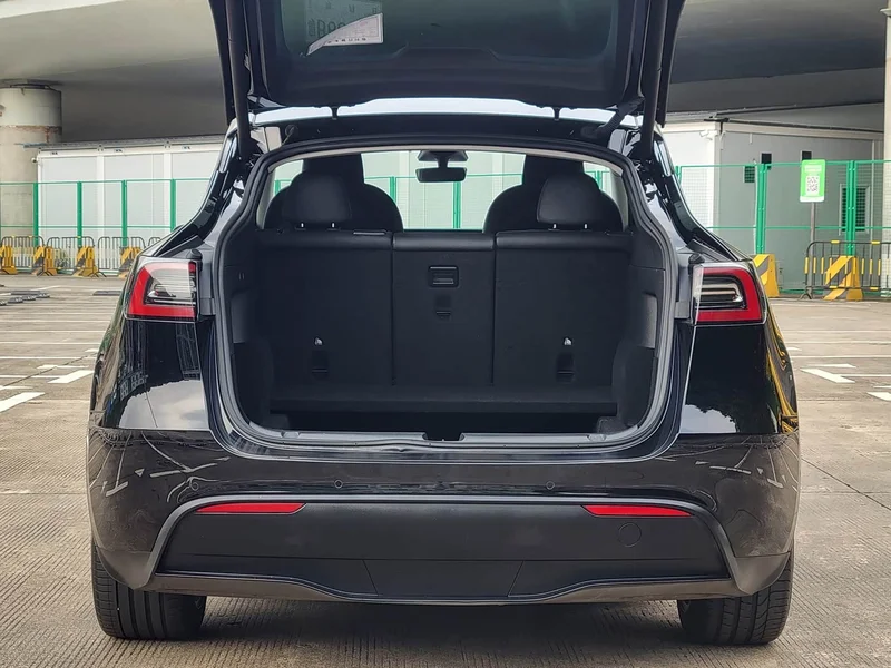 Tesla Model Y — фото 13