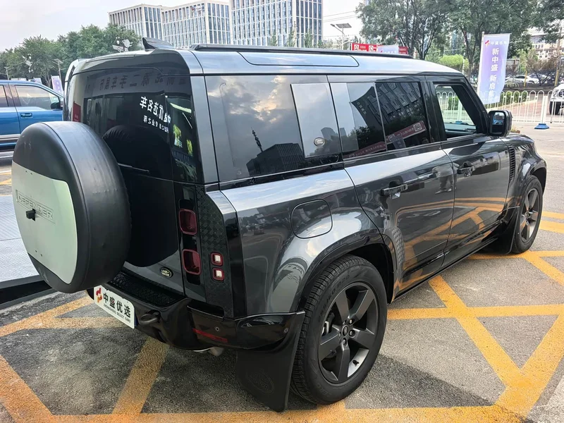 Land Rover Defender — фото 8