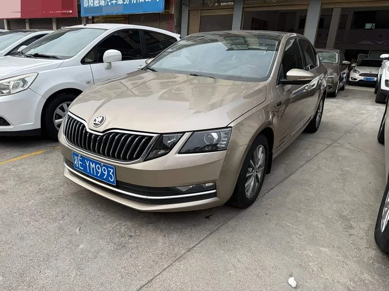 Volkswagen Octavia — фото 1