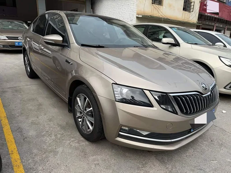 Volkswagen Octavia — фото 3