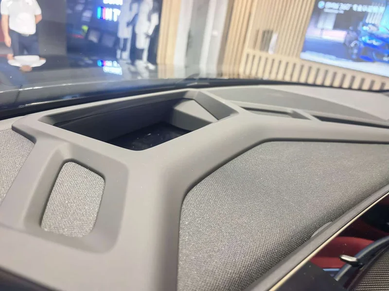 BMW XM — фото 11