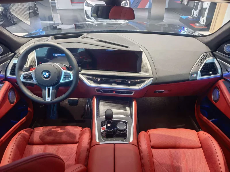 BMW XM — фото 6