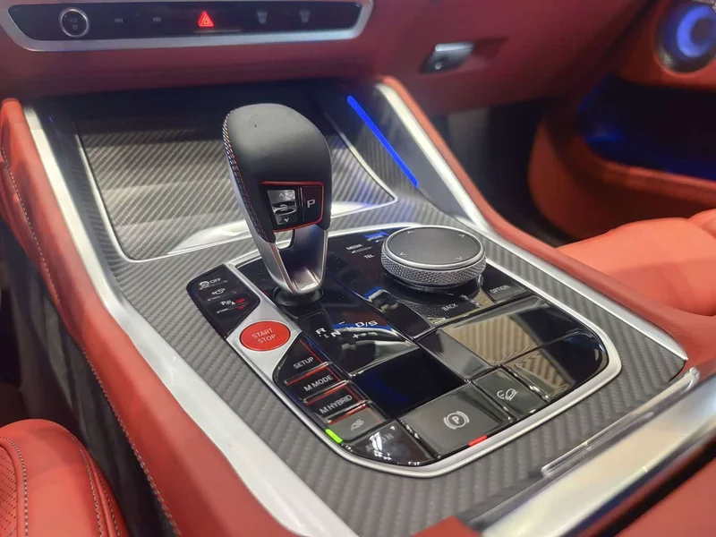 BMW XM — фото 9