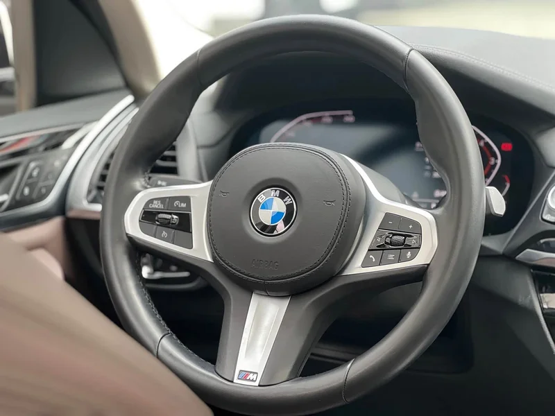 BMW X3 — фото 12