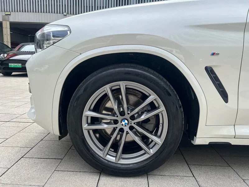 BMW X3 — фото 16