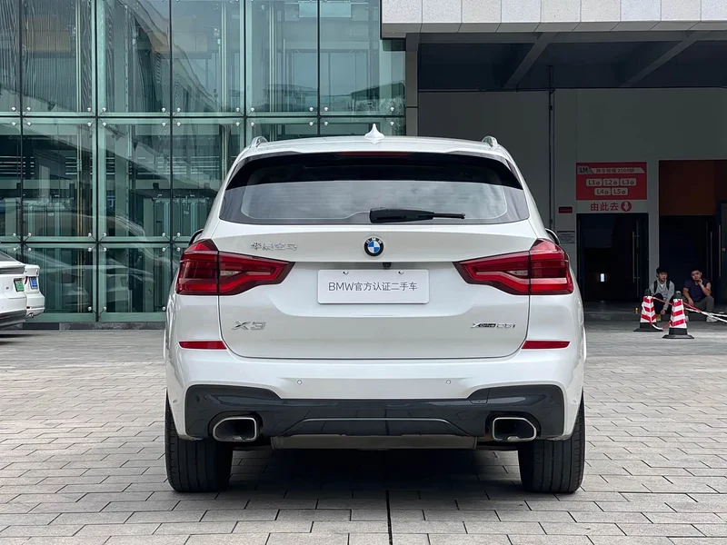 BMW X3 — фото 17