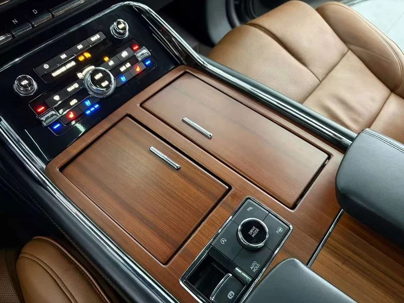 Lincoln Navigator — фото 8