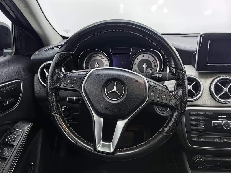 Mercedes-Benz GLA — фото 11
