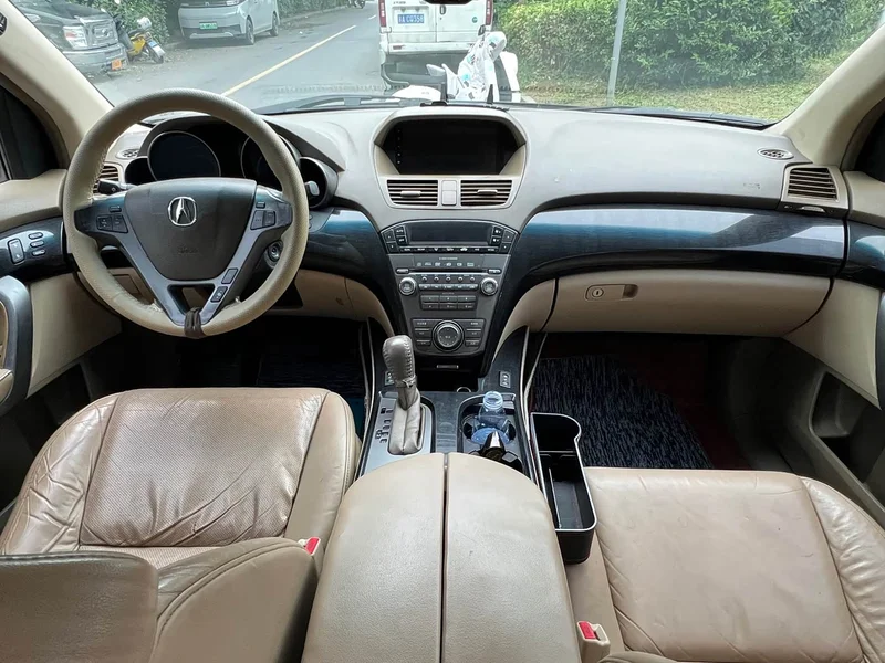 Acura MDX — фото 15