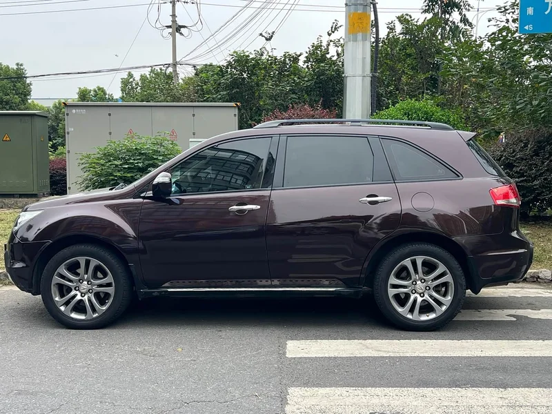 Acura MDX — фото 7