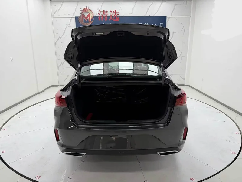 Changan Eado — фото 16