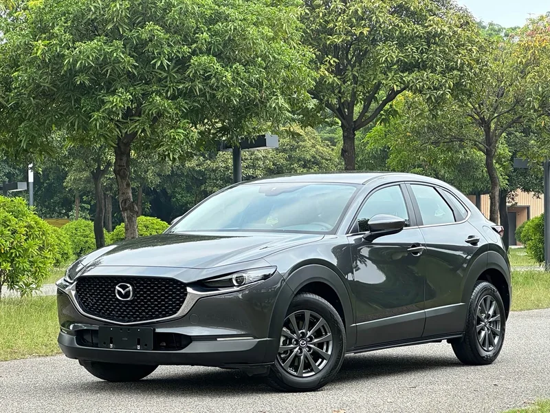 Mazda CX-30 — фото 1