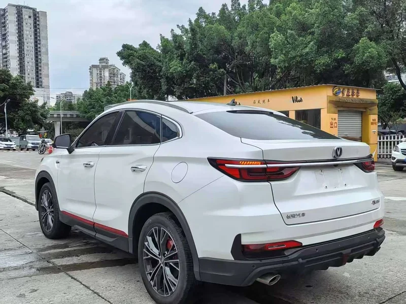 Changan CS85 COUPE — фото 10