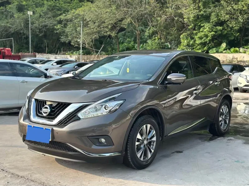 Nissan Murano — фото 1