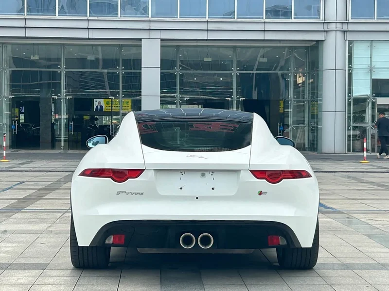 Jaguar F-TYPE — фото 7