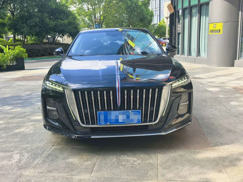 Hongqi H5 — фото 2