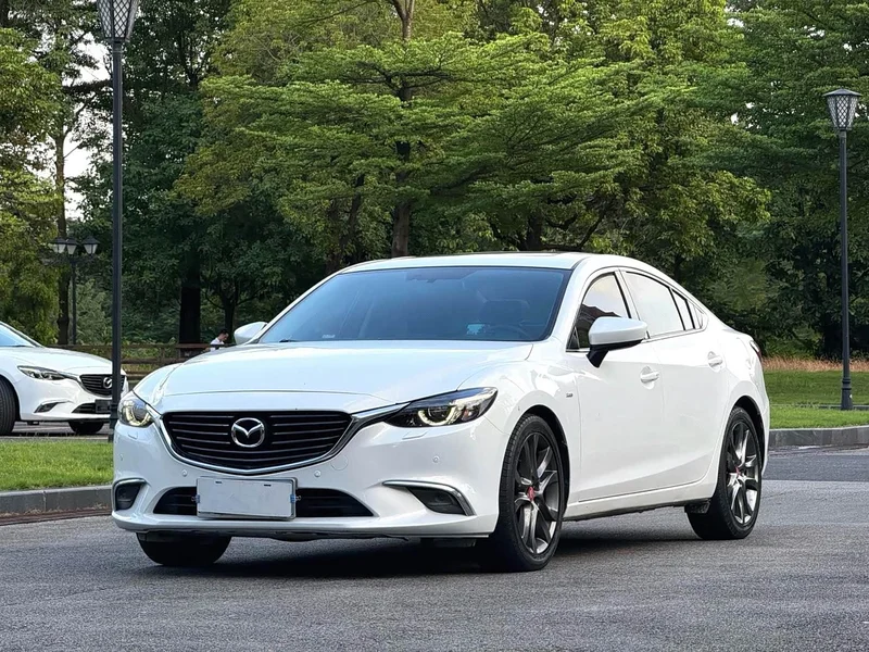 Mazda Atenza — фото 1