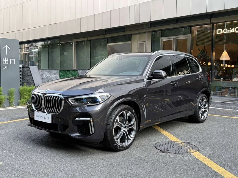 BMW X5 — фото 1