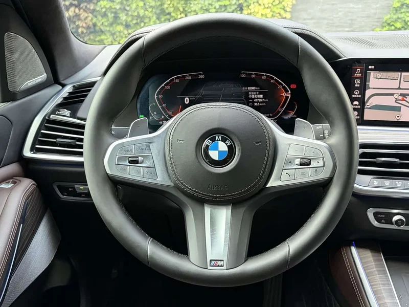 BMW X5 — фото 14