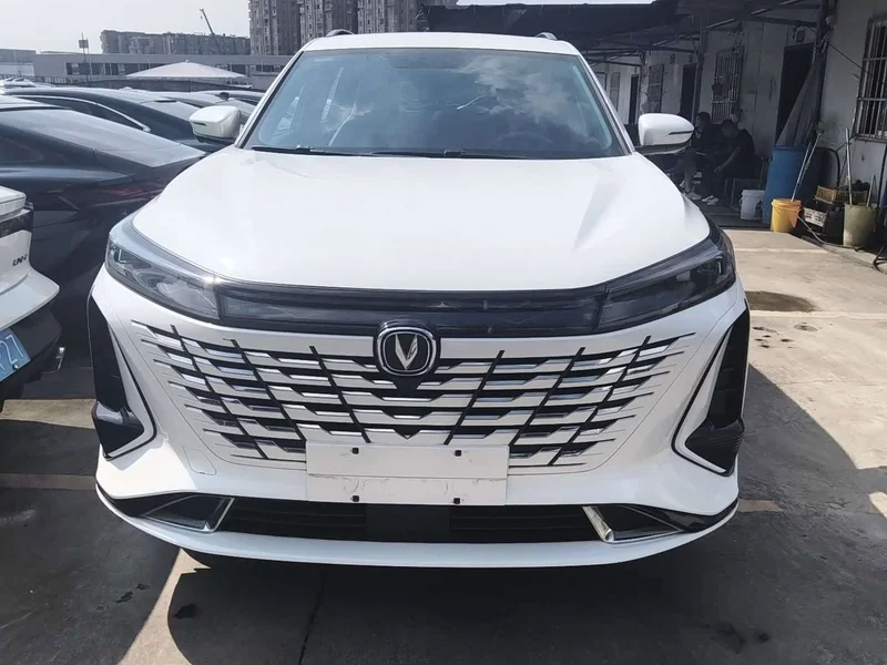 Changan CS75PLUS — фото 2