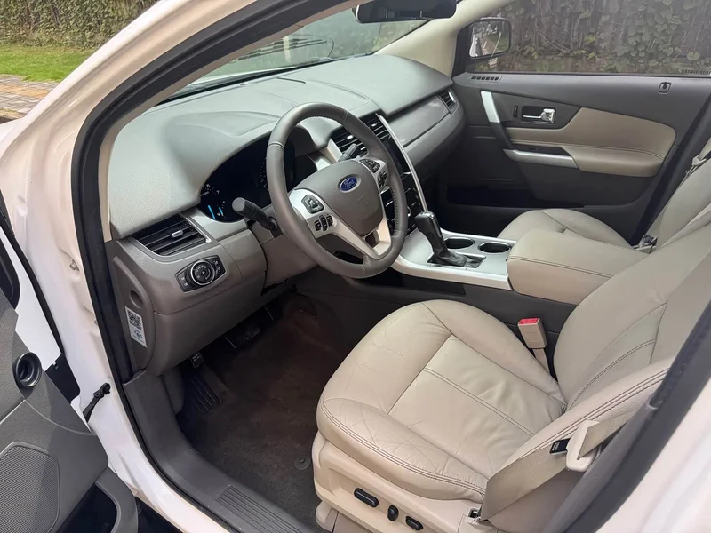 Ford Edge — фото 12