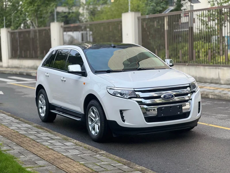 Ford Edge — фото 3