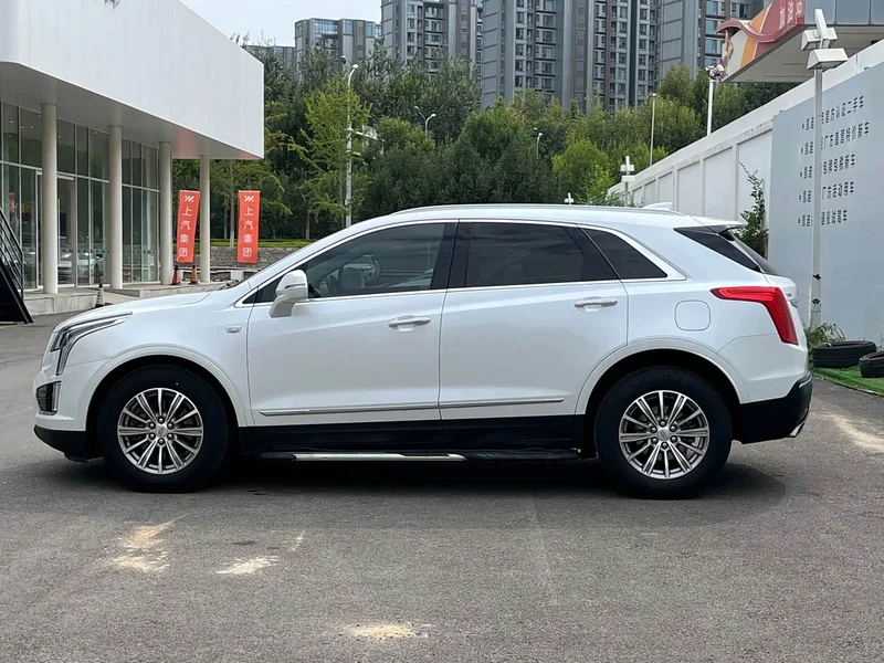 Cadillac XT5 — фото 3
