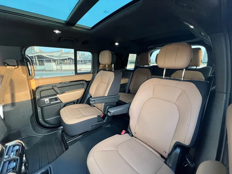Land Rover Defender — фото 11