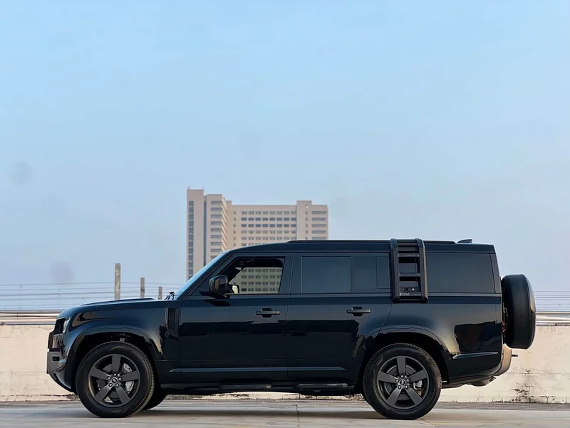 Land Rover Defender — фото 15