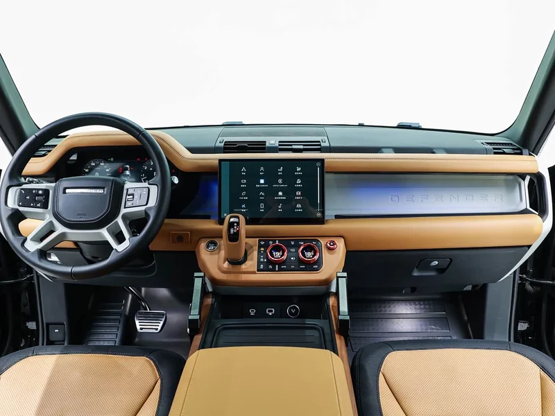 Land Rover Defender — фото 15