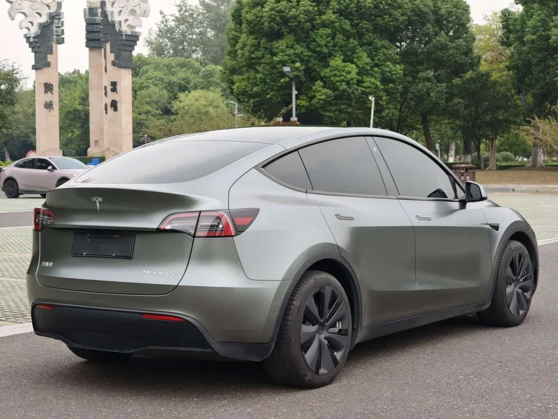 Tesla Model Y — фото 5