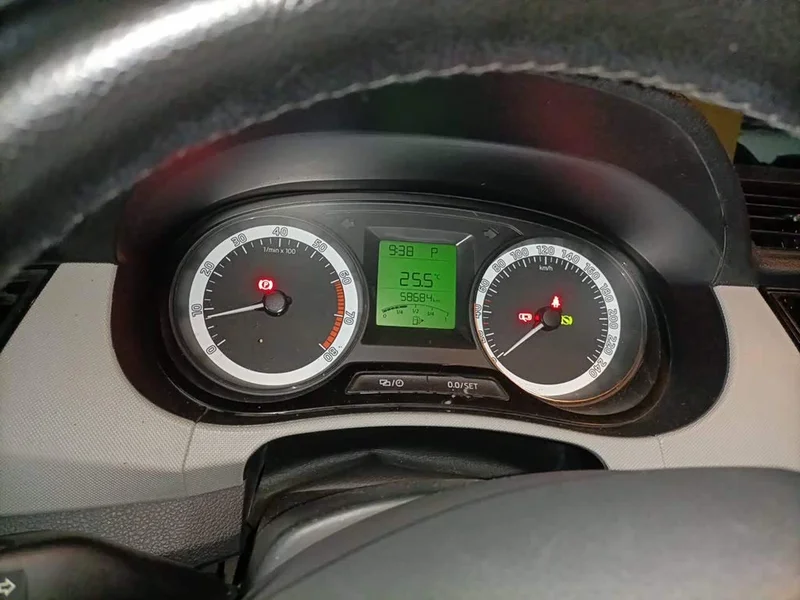 Skoda Citigo — фото 7