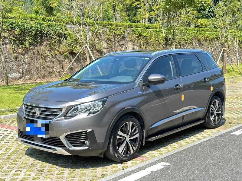 Peugeot 5008 — фото 3