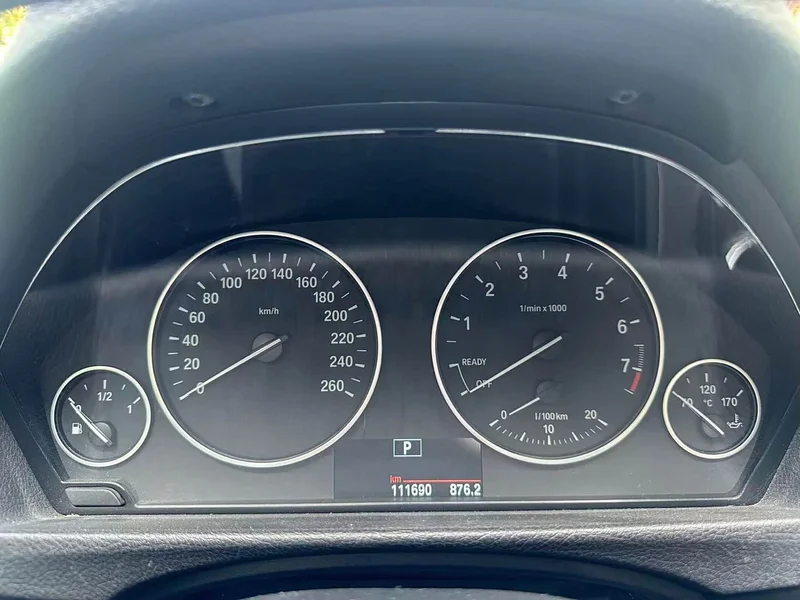 BMW 3-Series — фото 14