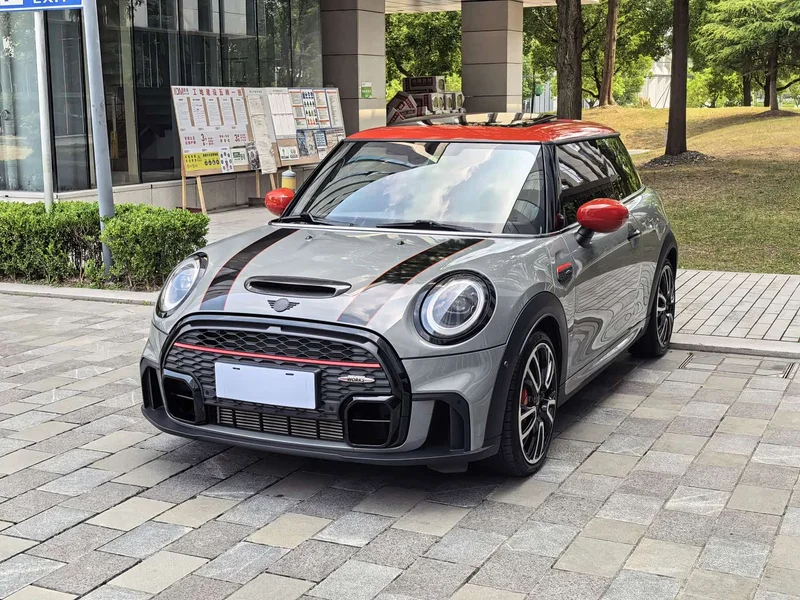 Mini JCW — фото 1