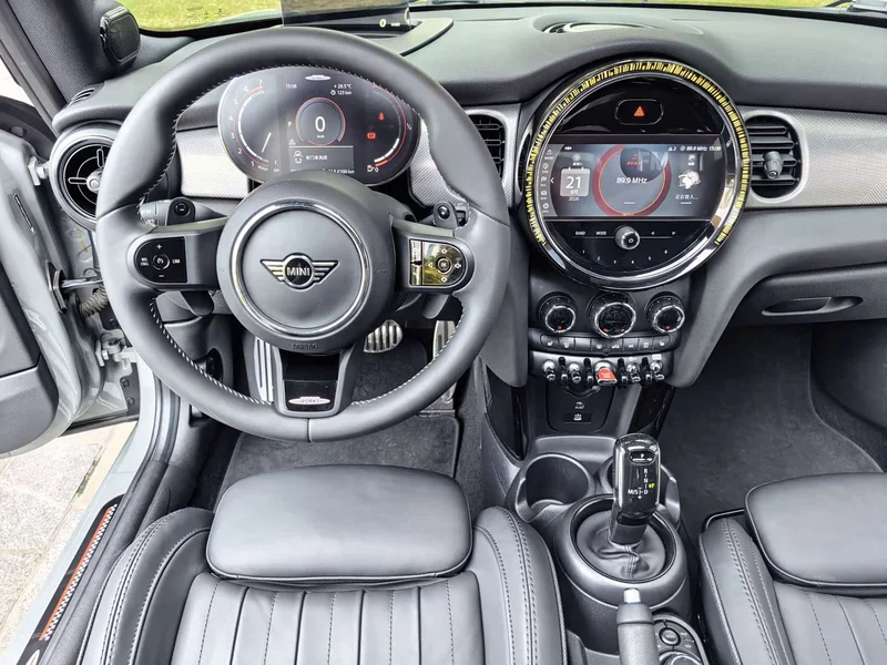 Mini JCW — фото 15