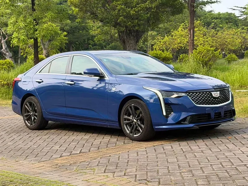 Cadillac CT4 — фото 3