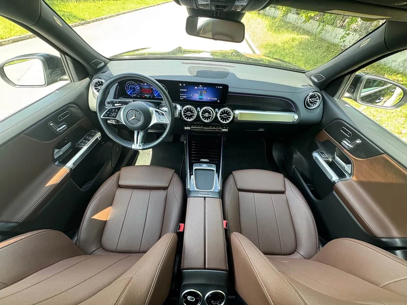 Mercedes-Benz EQB — фото 16