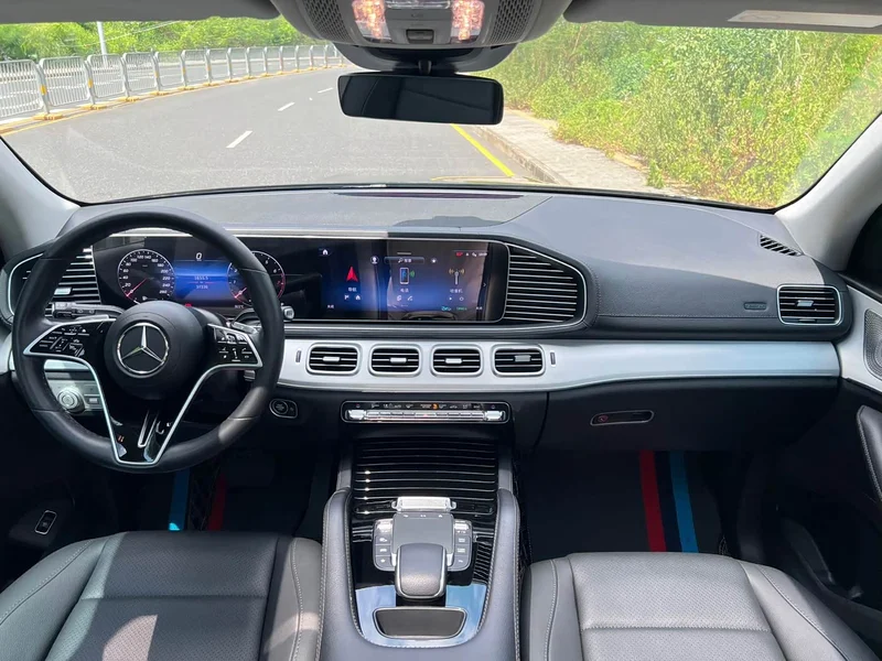 Mercedes-Benz GLE — фото 11